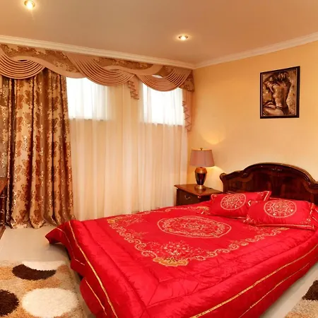 гранд алексік Hotel Truskawez