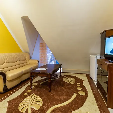 Hotel гранд алексік *