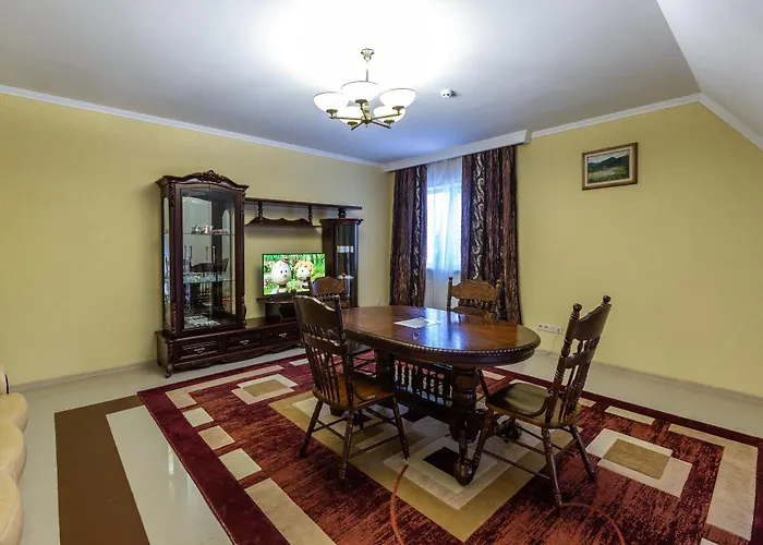 гранд алексік Hotel Truskavets